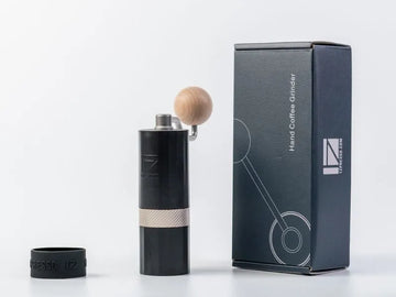 1Zpresso | مطحنة يدوية | Q-Air | أسود